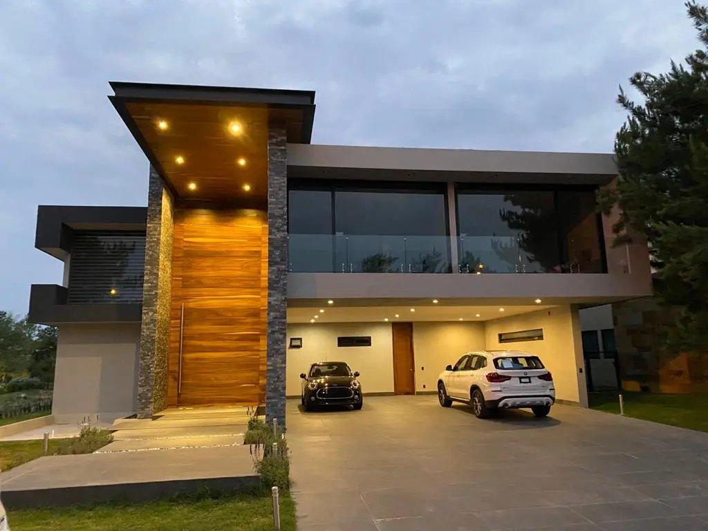 main property photo