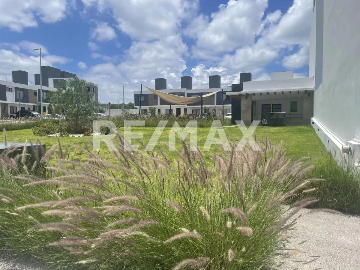 secondary property images 3