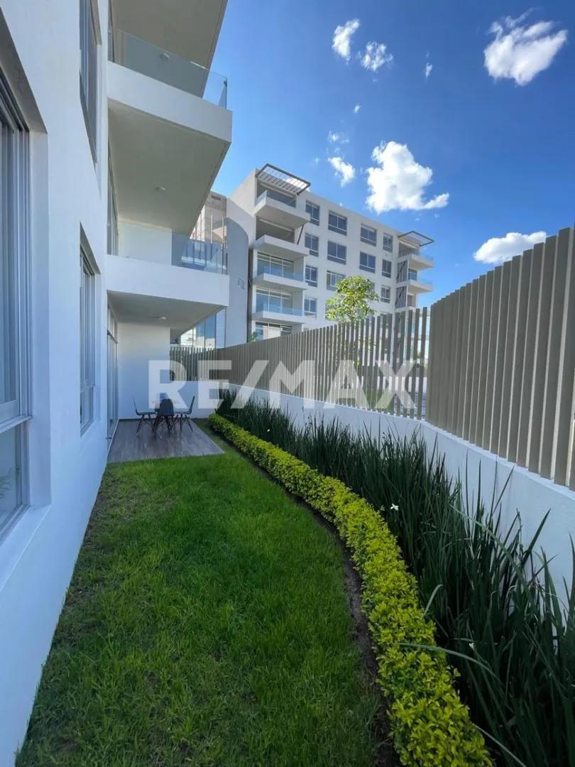 main property photo