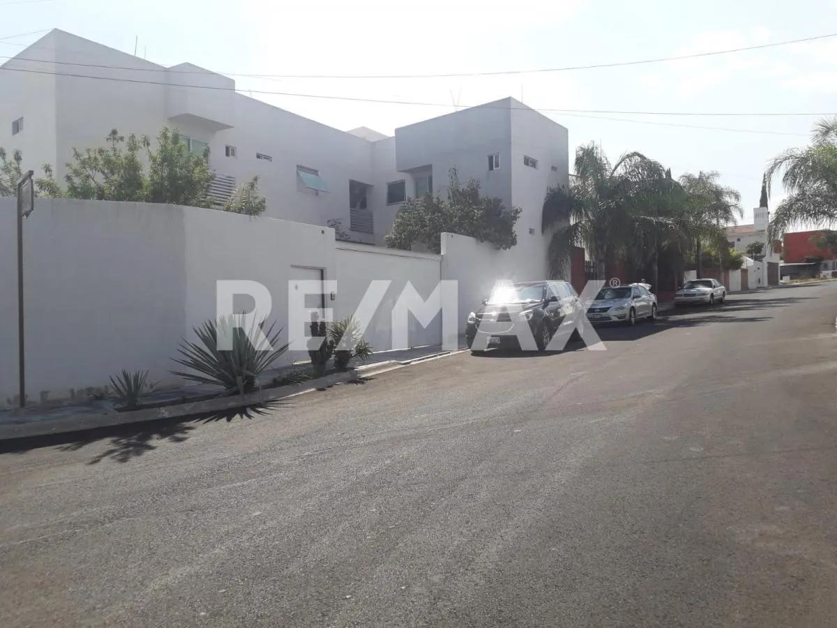 secondary property images 2