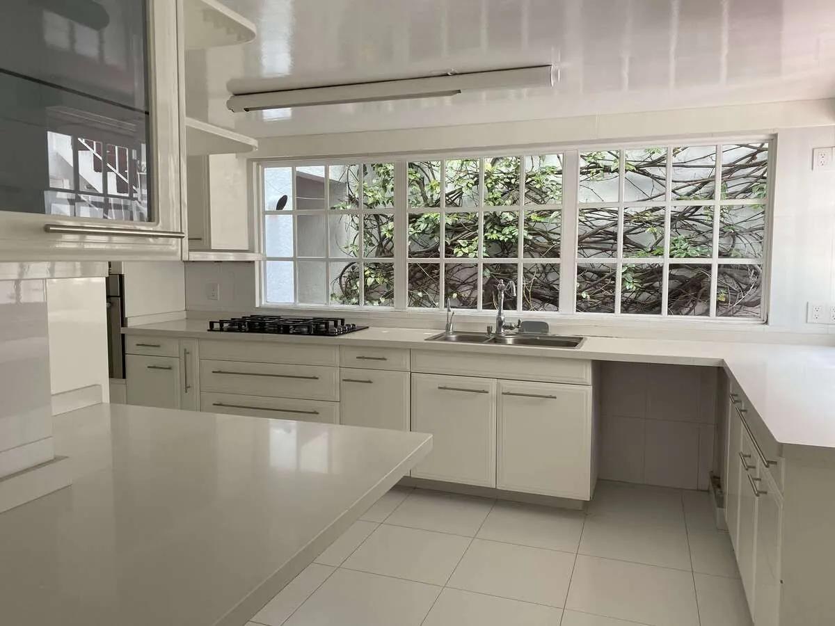 secondary property images 0