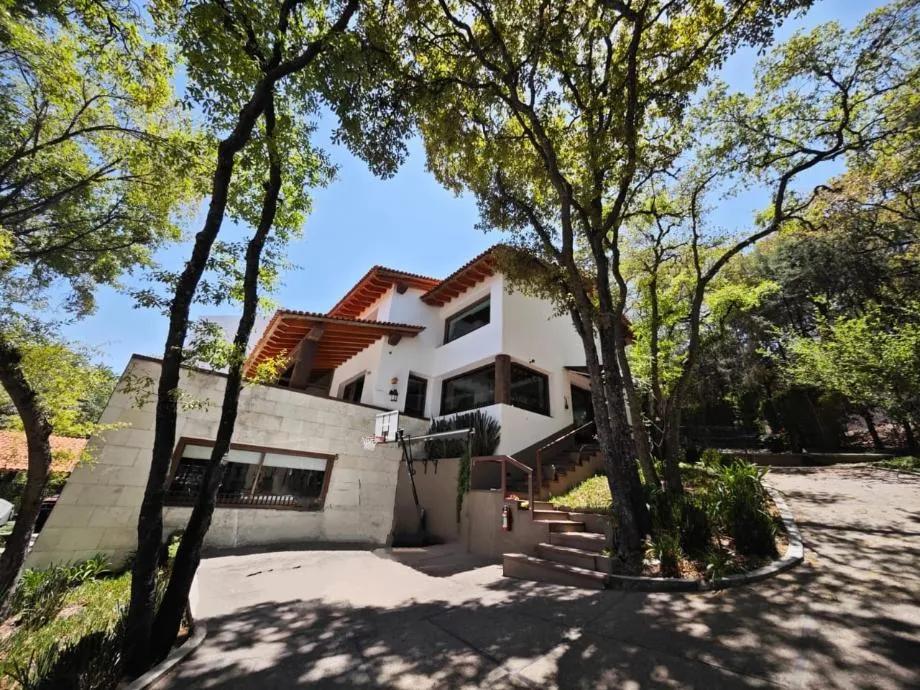 secondary property images 0