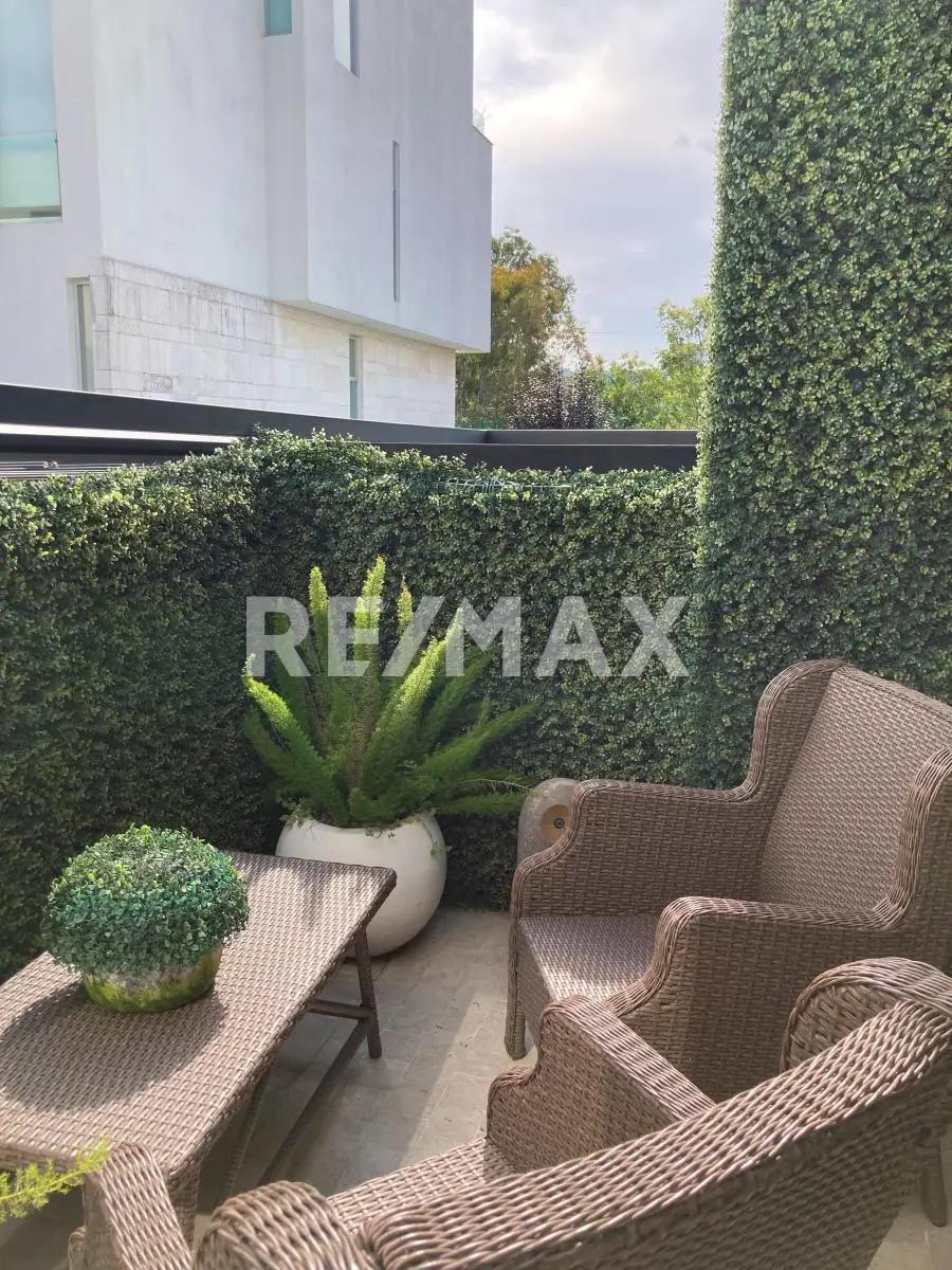 secondary property images 0