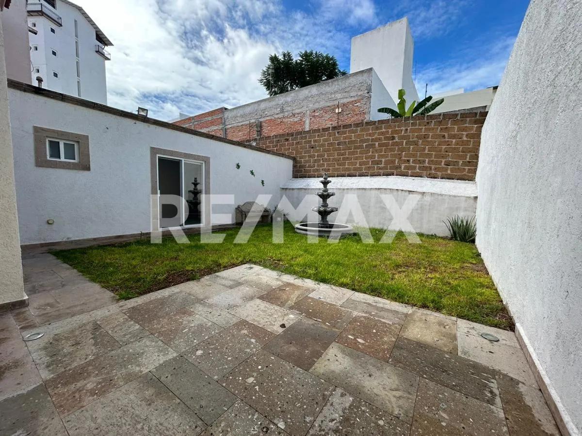 secondary property images 0