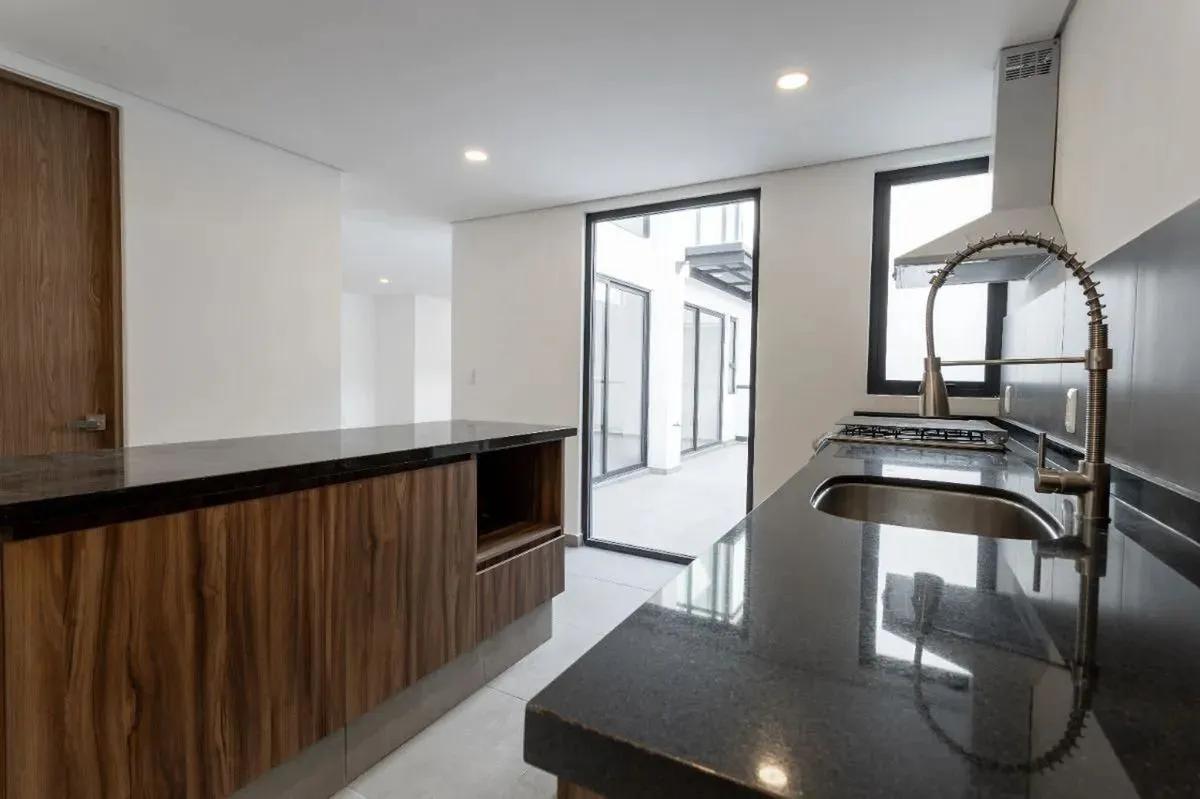 secondary property images 2