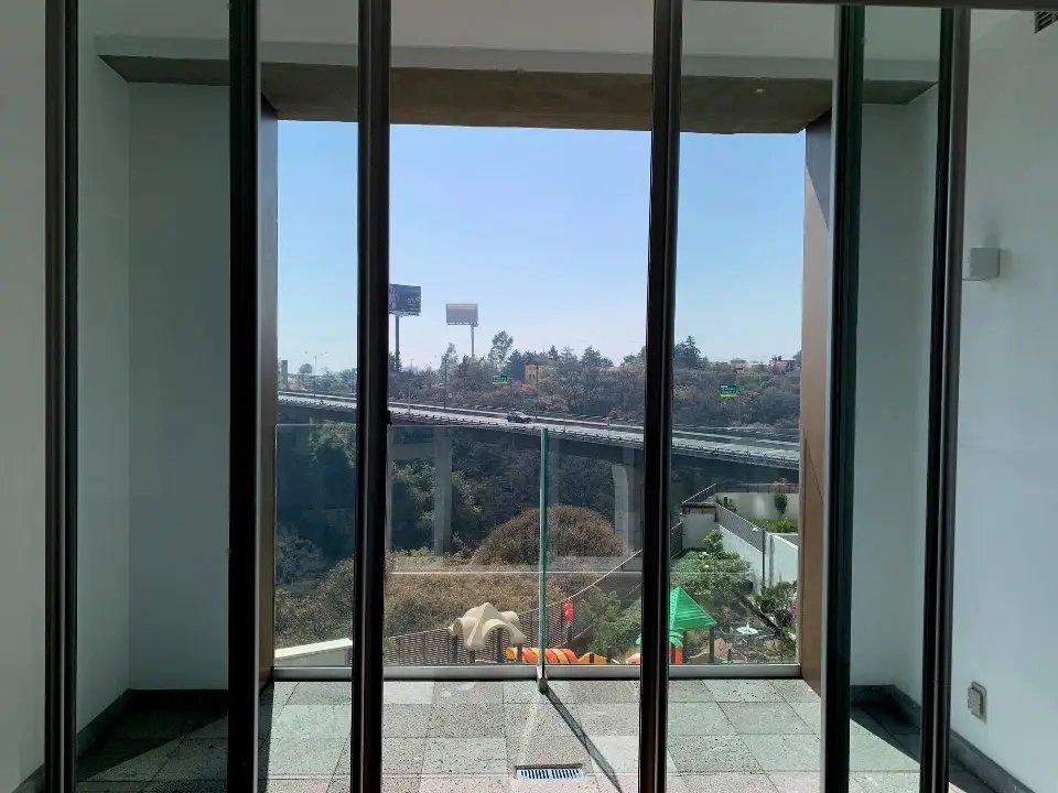 main property photo