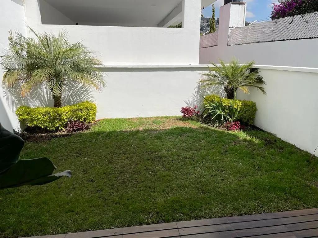 secondary property images 0