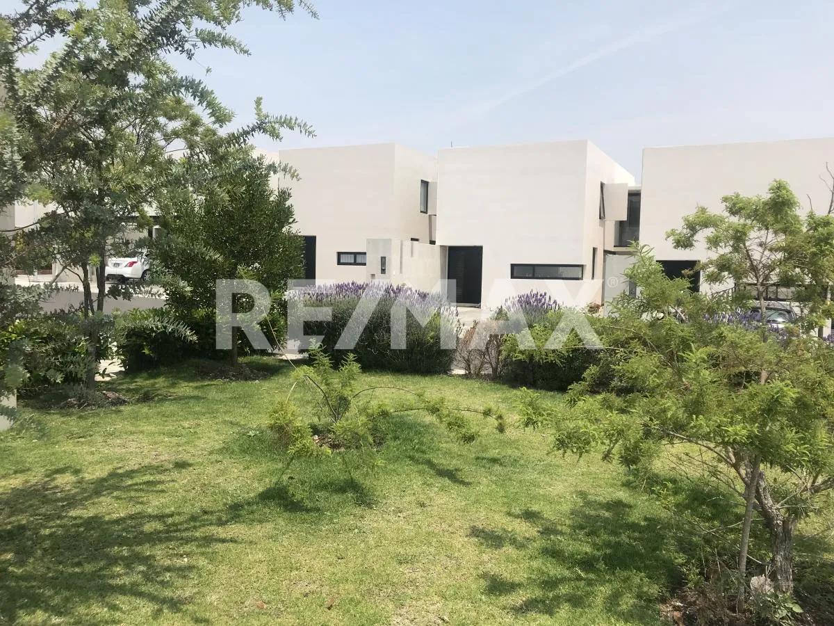 secondary property images 0