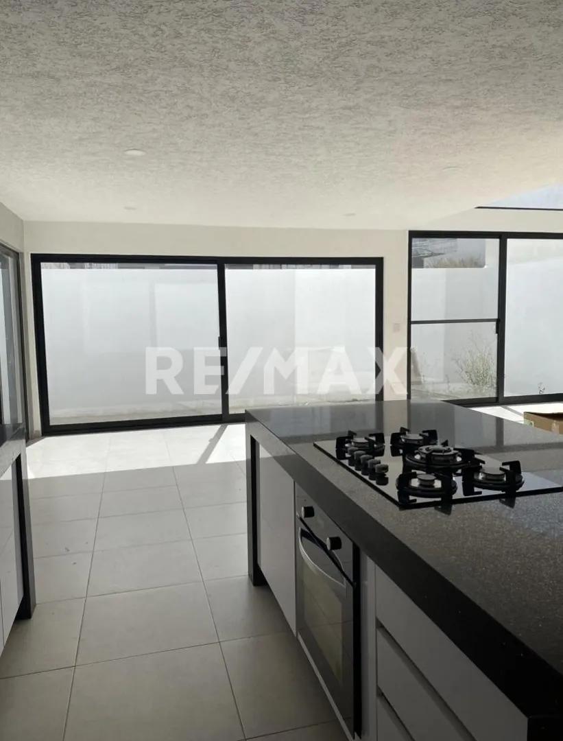 secondary property images 2