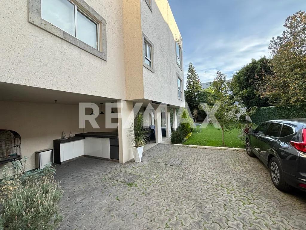 main property photo