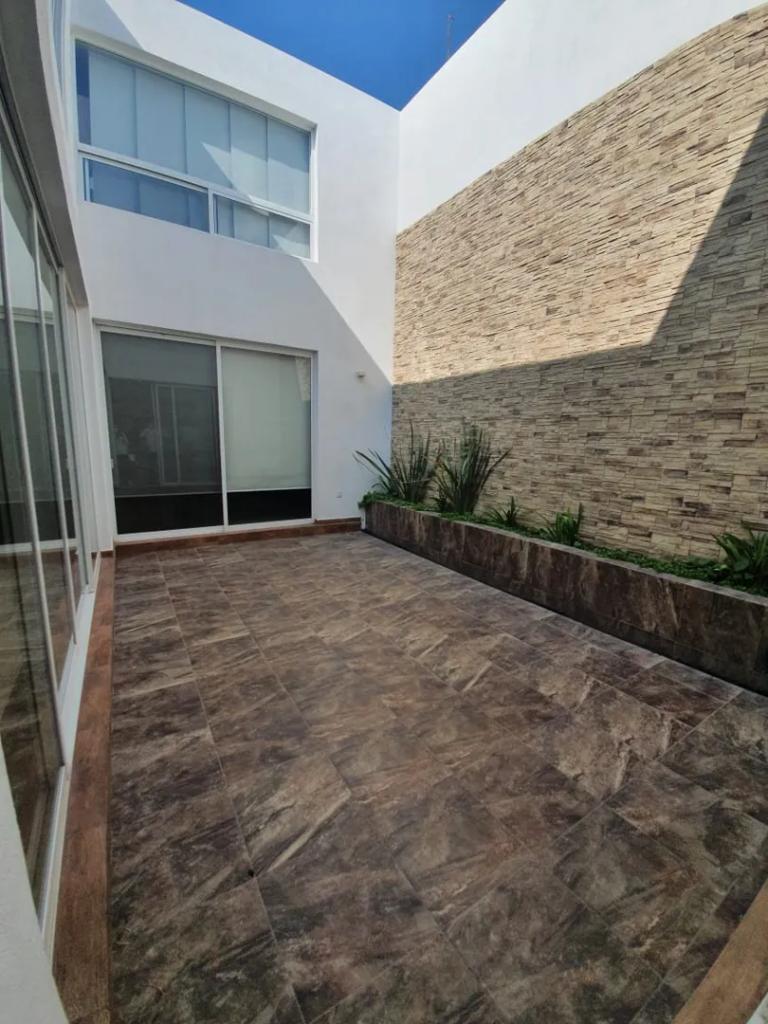 Property Image Property Image