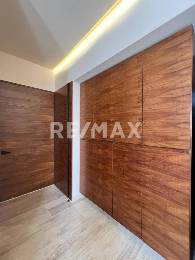 secondary property images 0