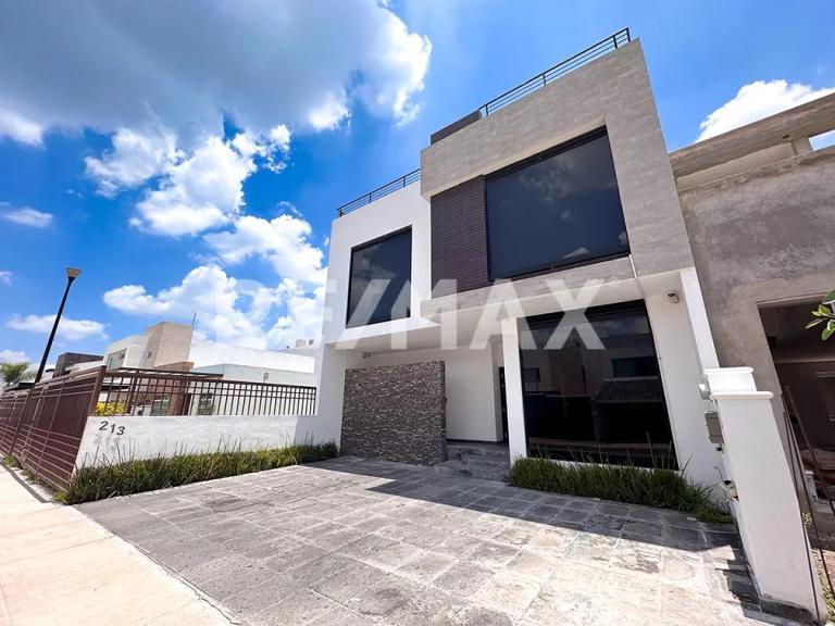 Property Image Property Image