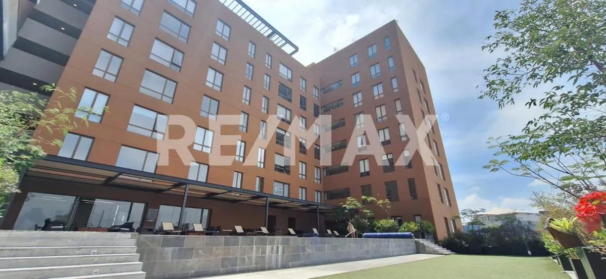 main property photo