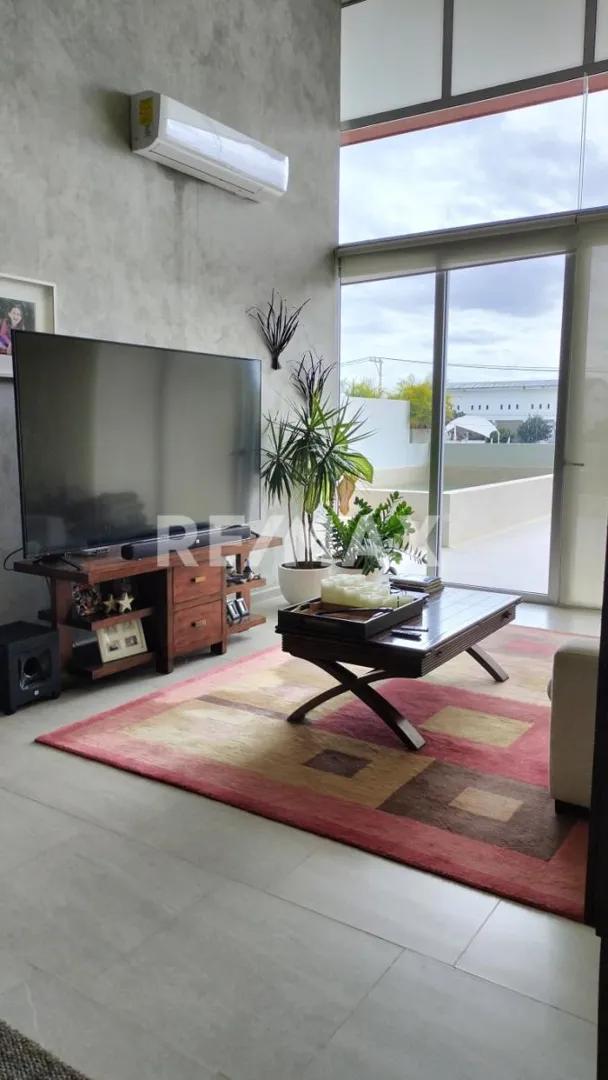 secondary property images 2