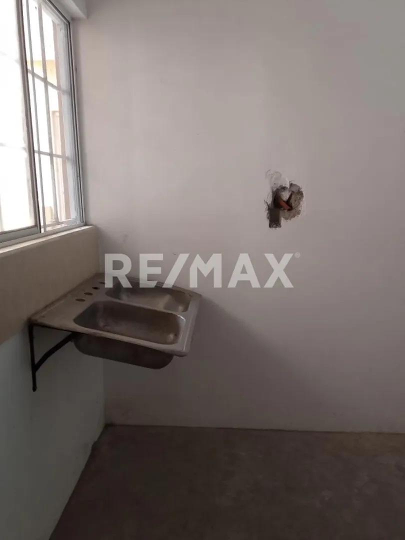 secondary property images 0