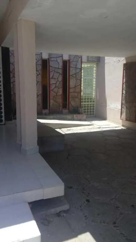 secondary property images 0