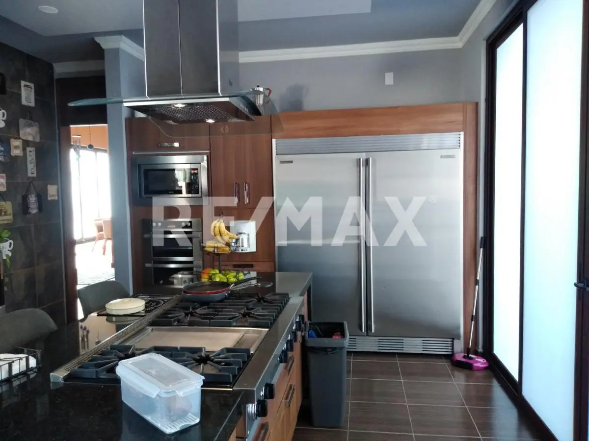 secondary property images 1