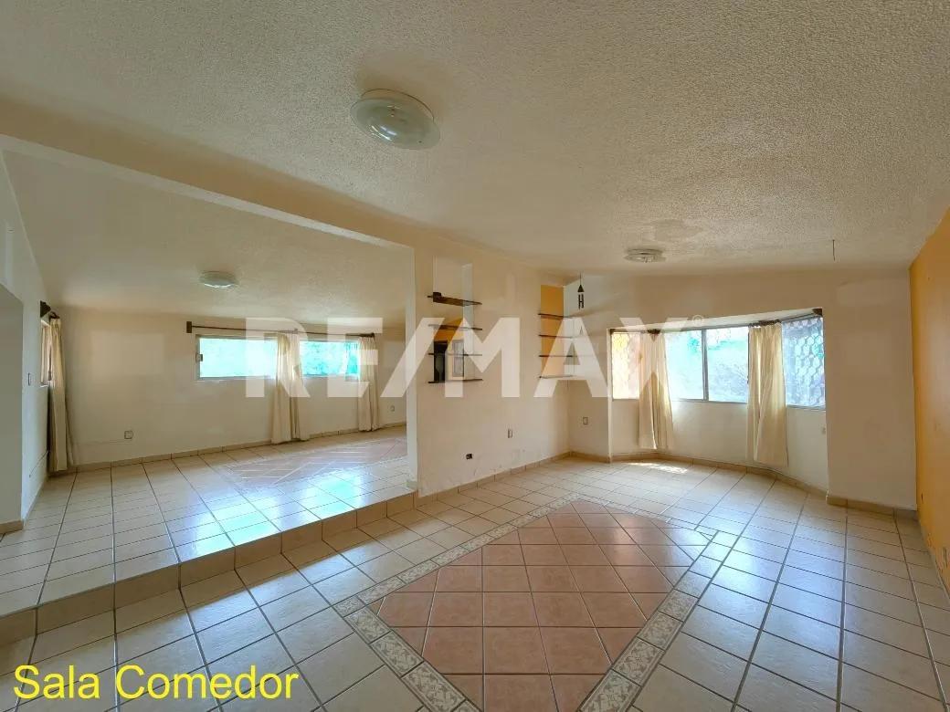 main property photo