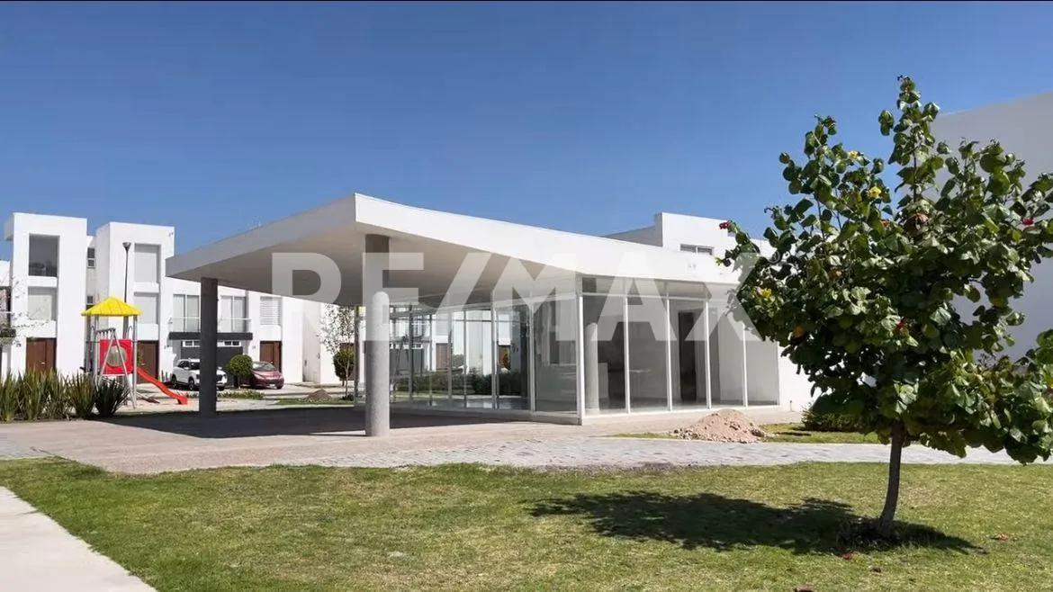 secondary property images 0