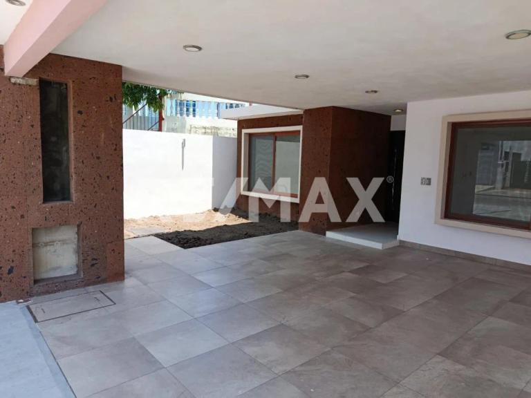 Property Image Property Image