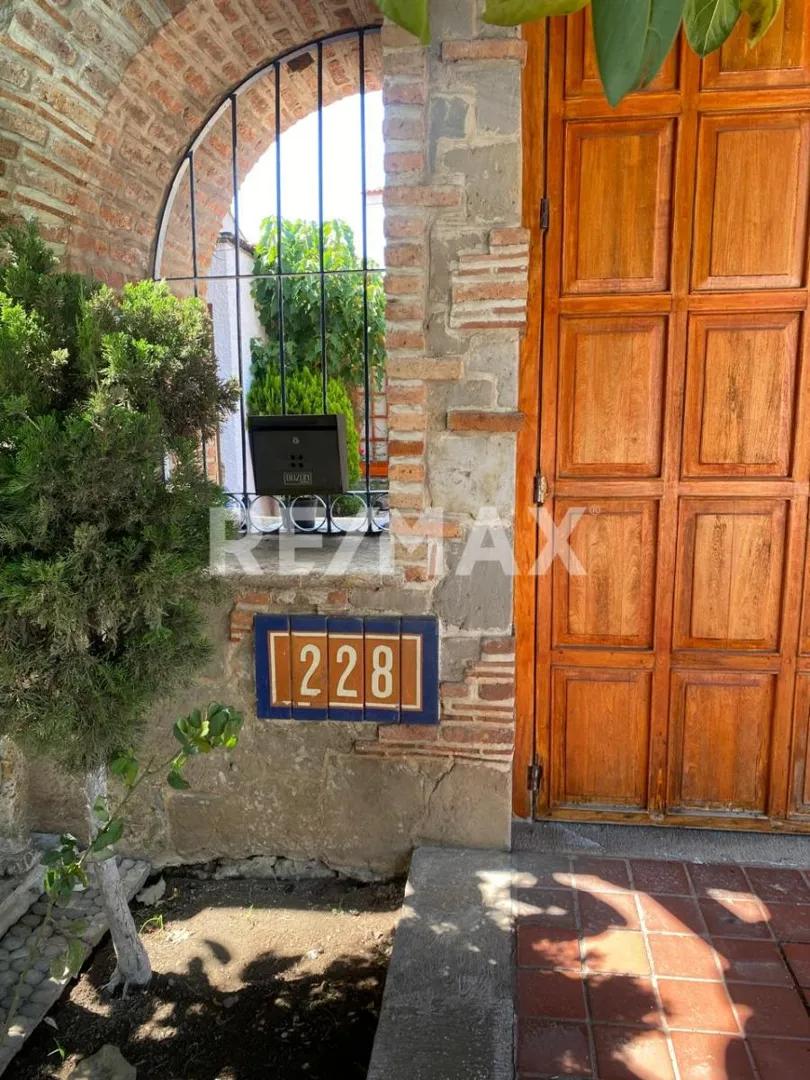 secondary property images 0