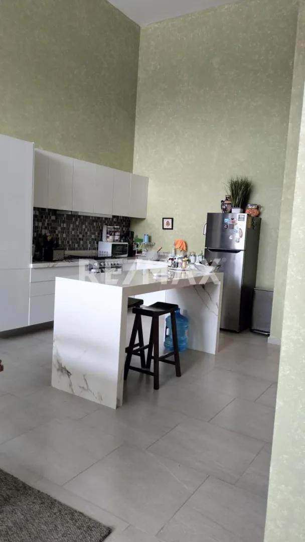 secondary property images 0