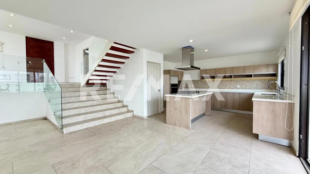 secondary property images 0