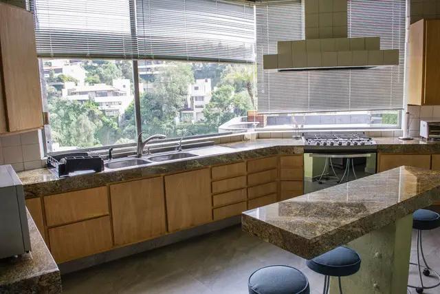 secondary property images 1