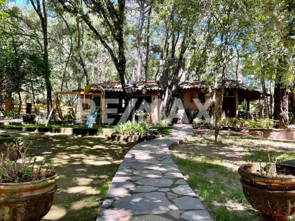 main property photo