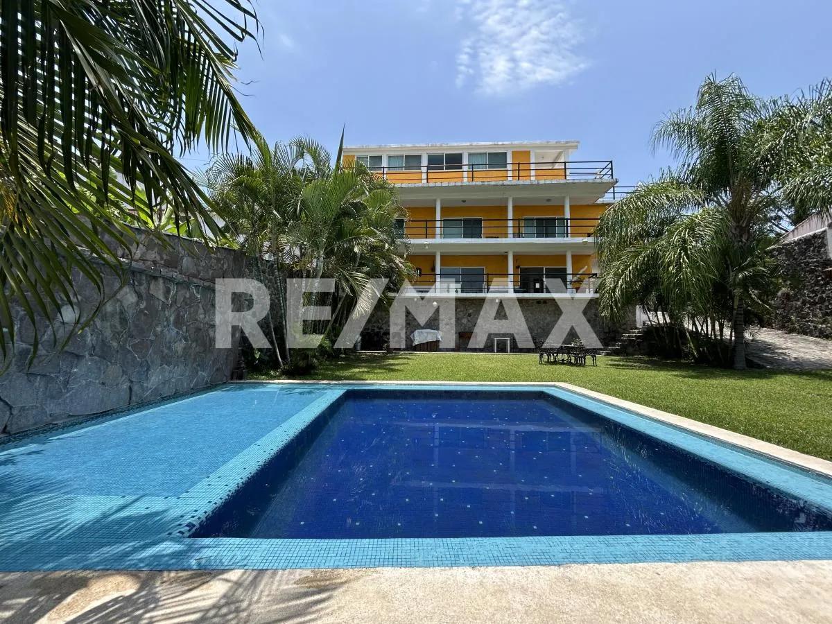 main property photo
