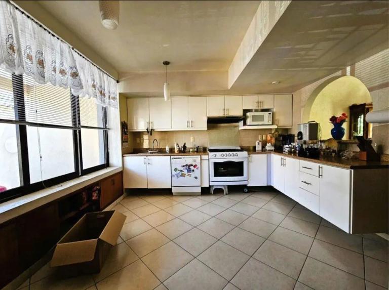 Property Image Property Image