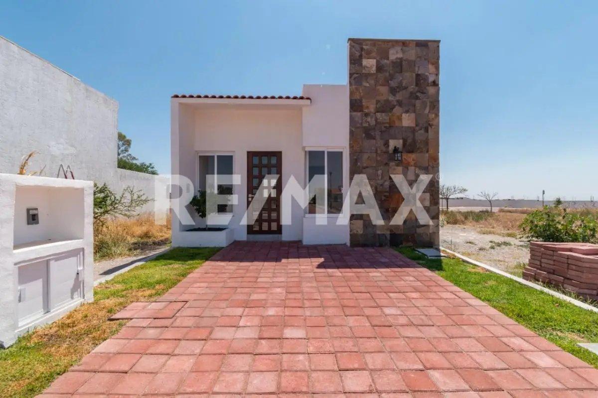 main property photo