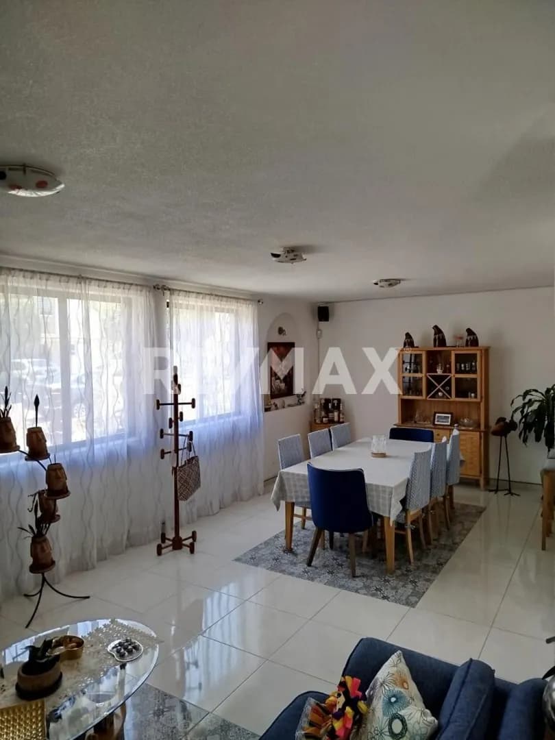 secondary property images 2