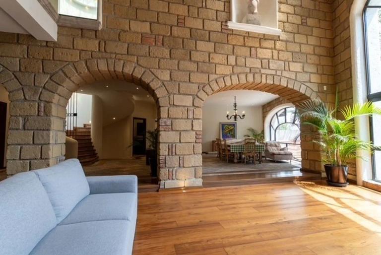 Property Image Property Image