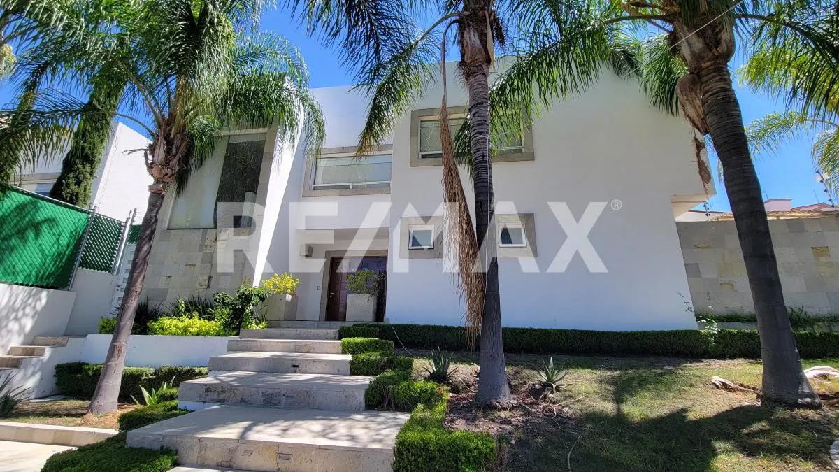 main property photo