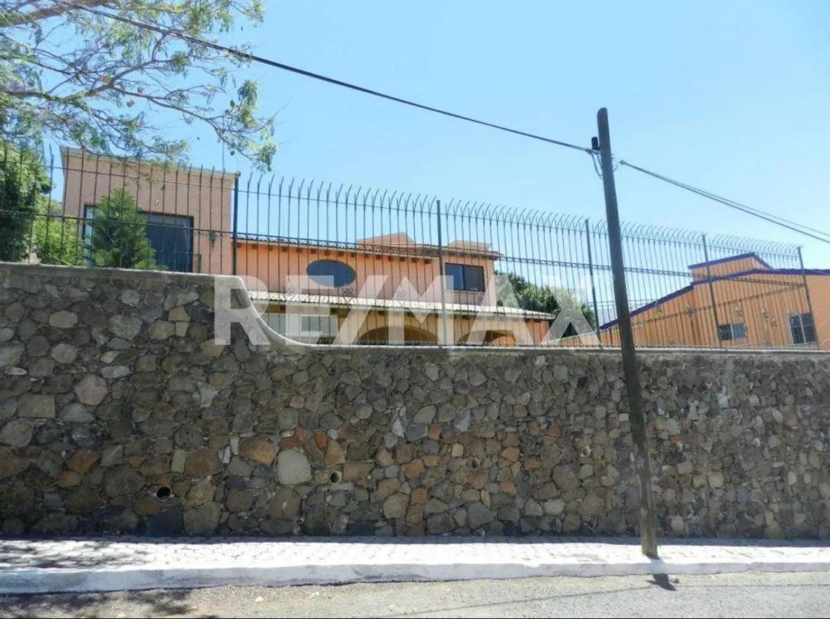 secondary property images 0