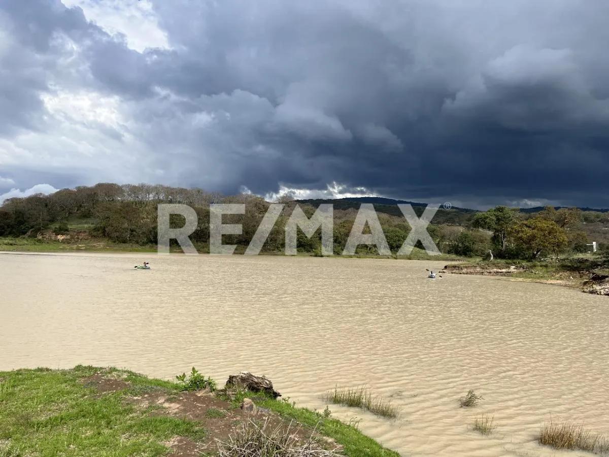 secondary property images 0