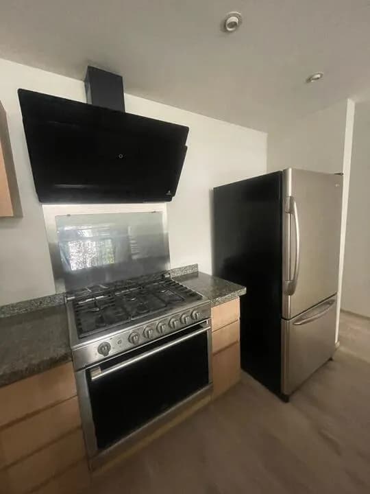 secondary property images 3