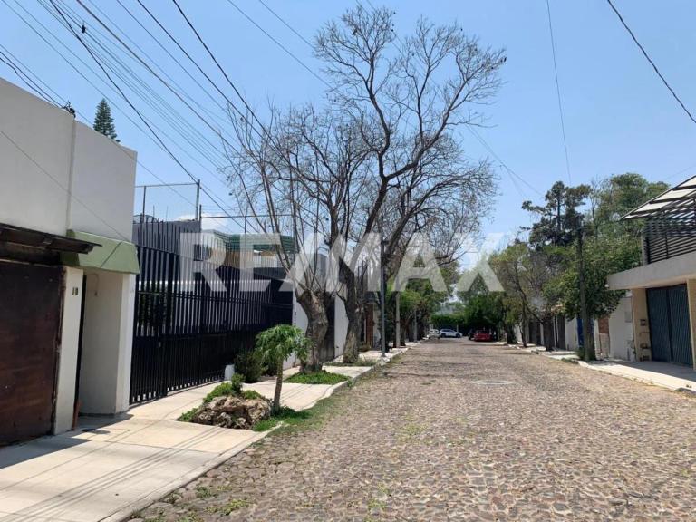 Property Image Property Image