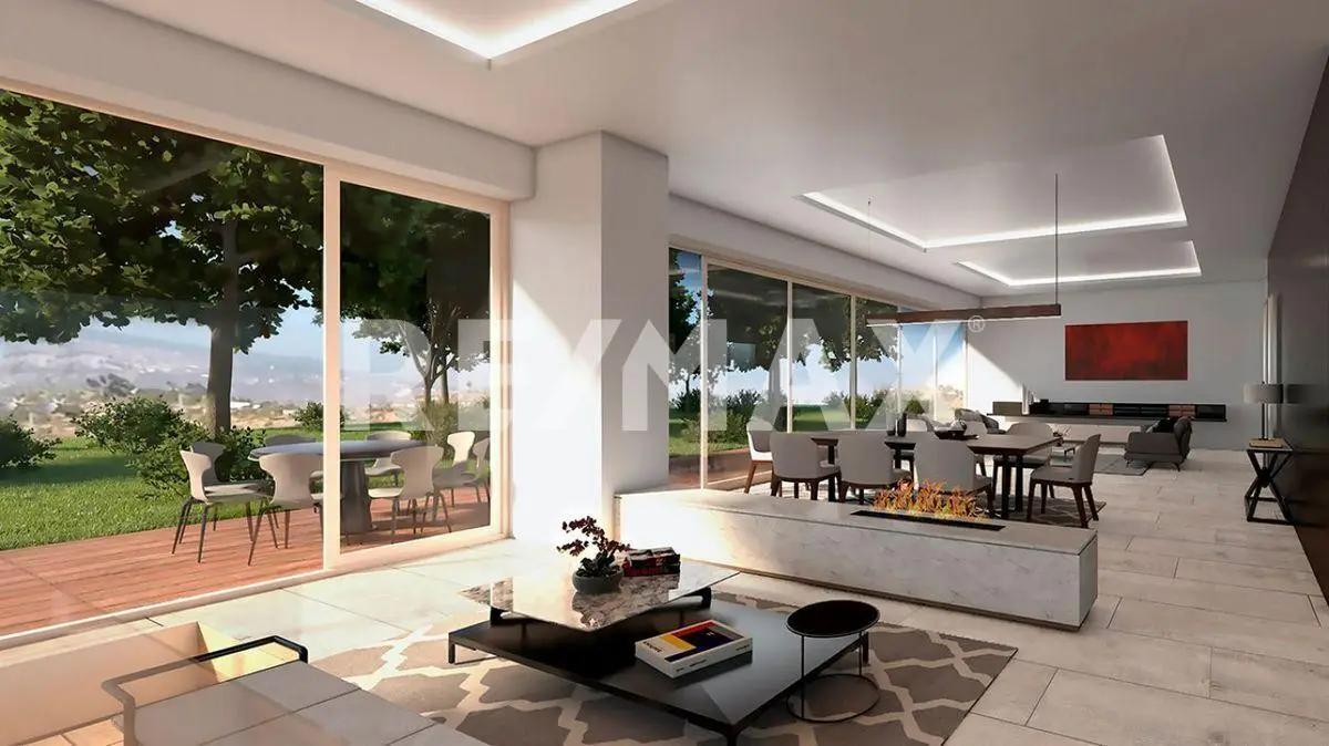 secondary property images 0