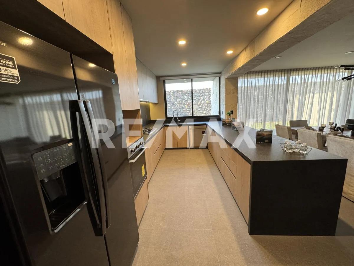 secondary property images 2