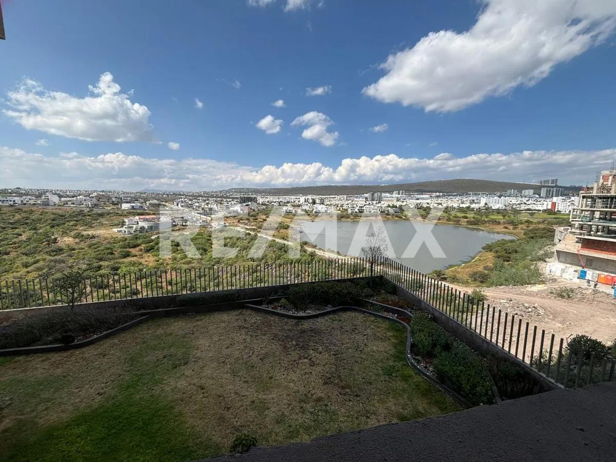 main property photo