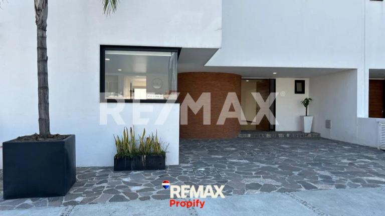 Property Image Property Image