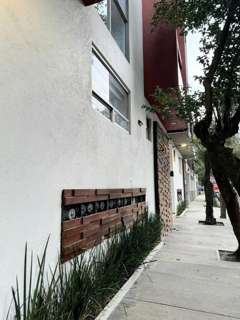 secondary property images 0