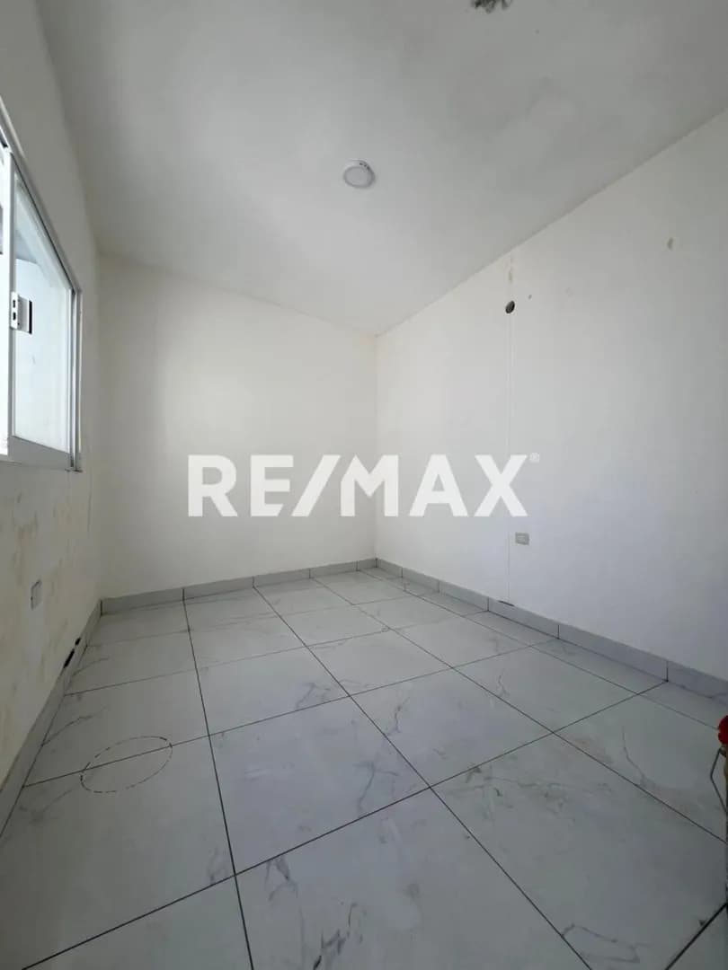 secondary property images 1