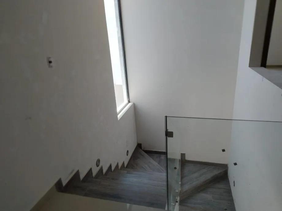 secondary property images 0