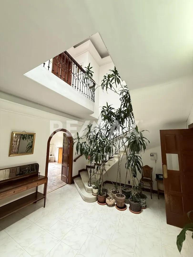 secondary property images 0