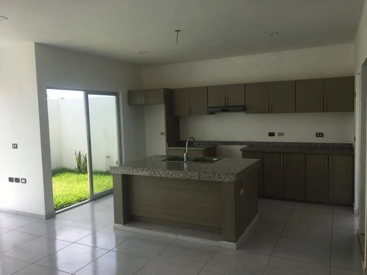 secondary property images 0