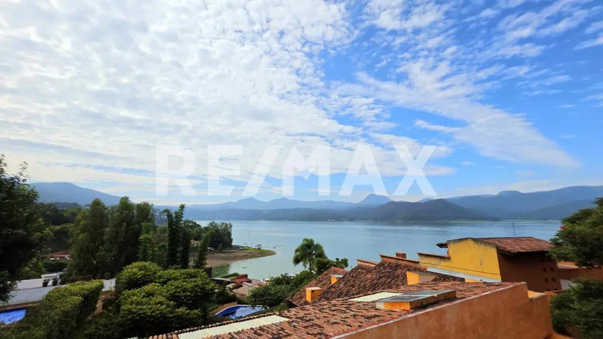 secondary property images 0